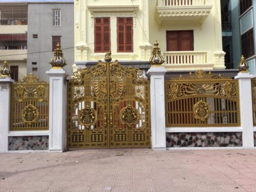 Vì sao nên lắp đặt cổng nhôm đúc tại Đà Nẵng
